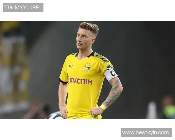 足球大帽技艺解析与实战应用提升球员竞技水平的关键技巧